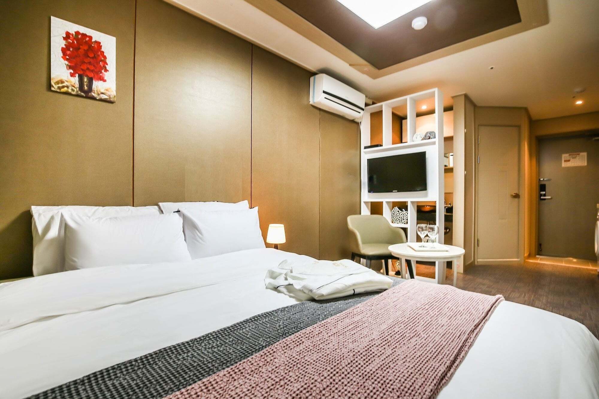Residence Hotel Line Daejeon Bagian luar foto